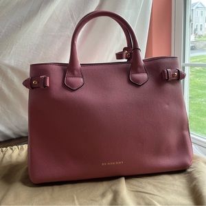 Burberry Medium Banner Bag in Leather and House Check
